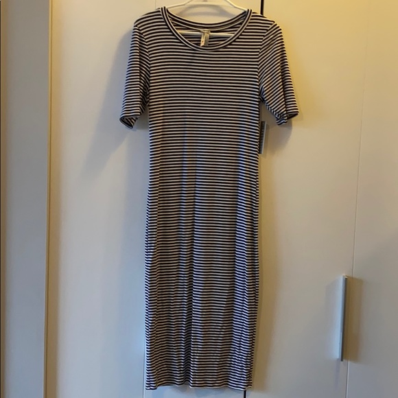 Striped Midi Dress - Picture 2 of 6